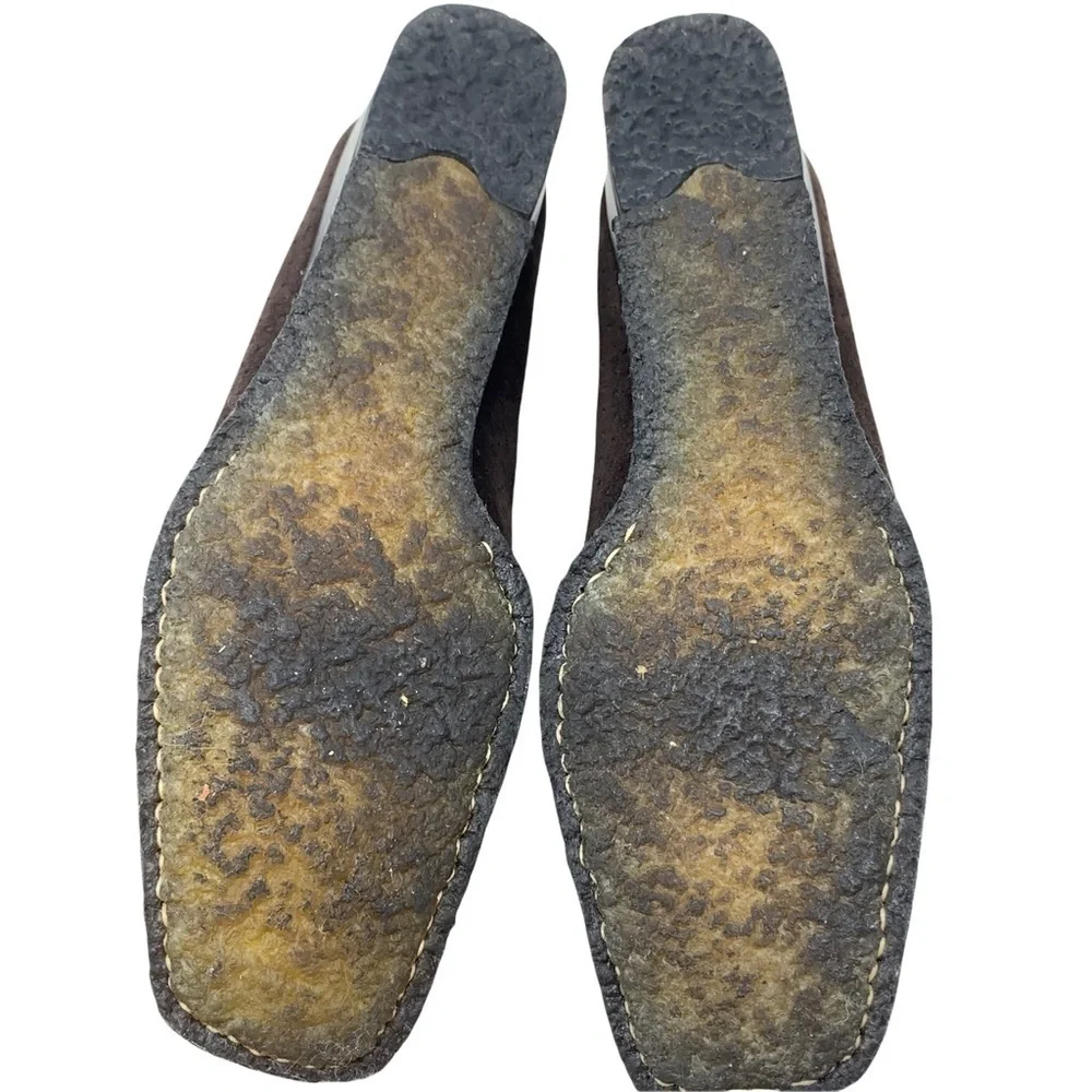 Stuart Weitzman Women’s Dark Brown Suede Chain Accent Slip On Loafers Size 9 N - Picture 10 of 12